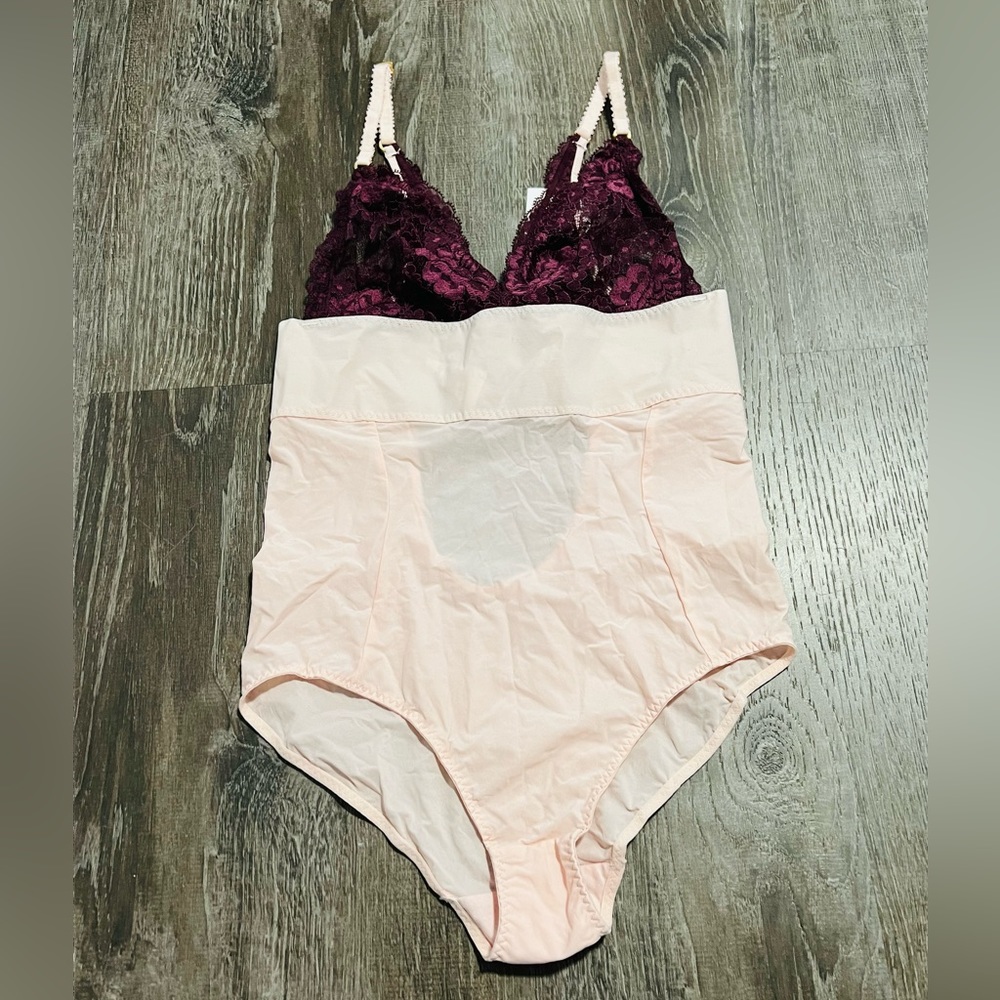 Stella McCartney**Pink/ Burgundy Lace Bodysuit**XS $229 - Picture 3 of 7